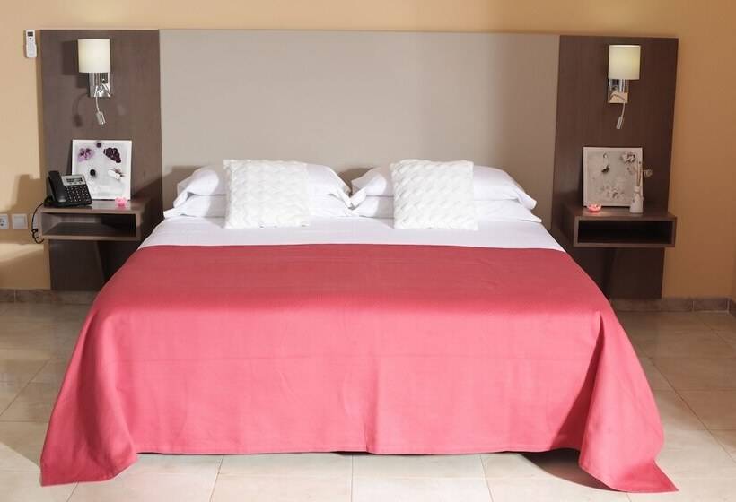 هتل Hôtel Petit Bateau