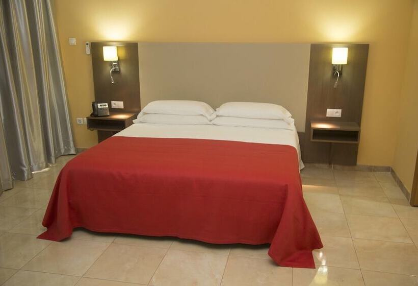 هتل Hôtel Petit Bateau