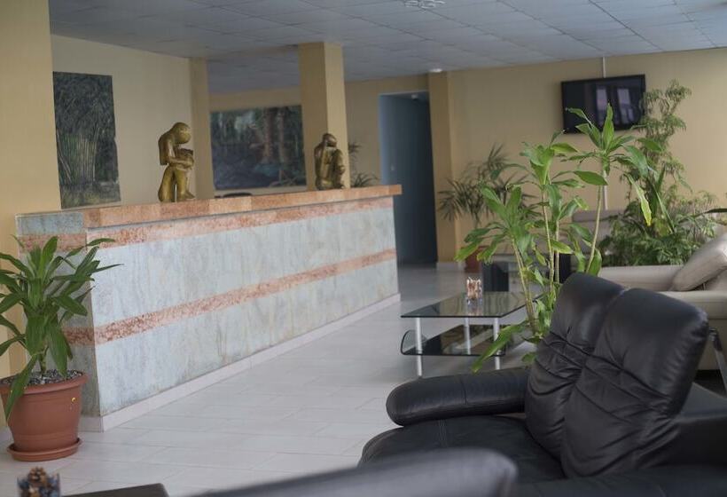 هتل Hôtel Petit Bateau