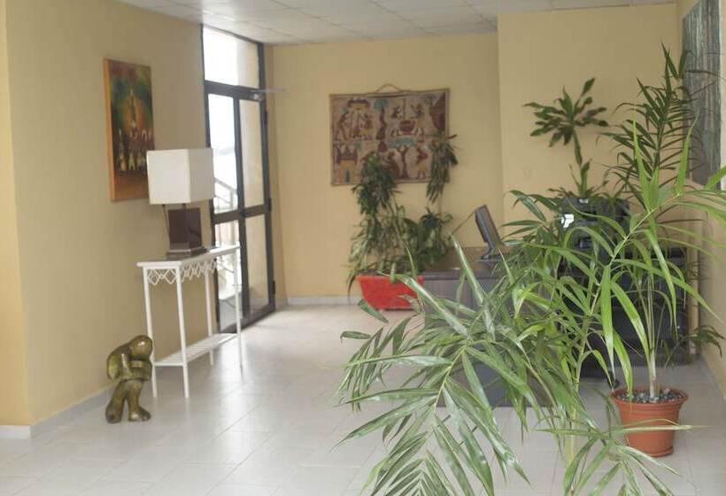 هتل Hôtel Petit Bateau