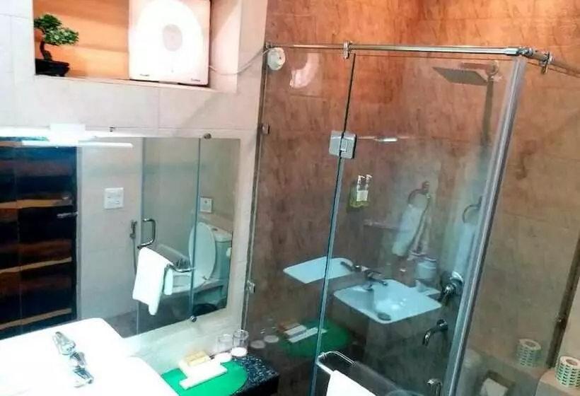 Hotelli Veda5 Ayurveda And Yoga Retreat