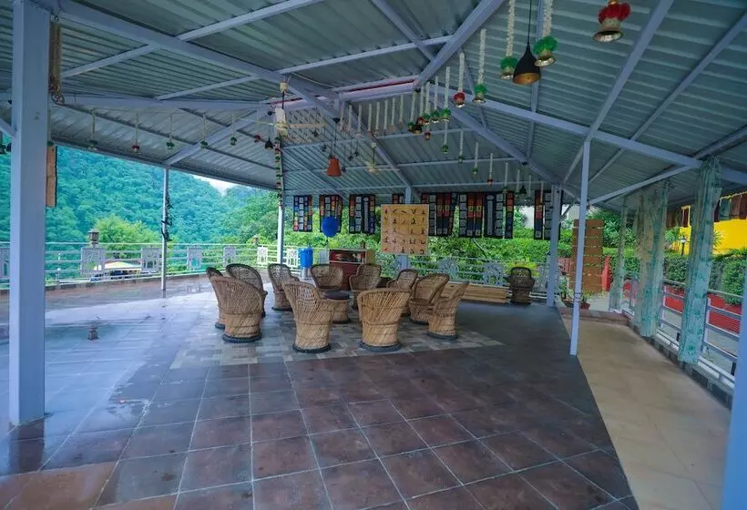 Hotelli Veda5 Ayurveda And Yoga Retreat