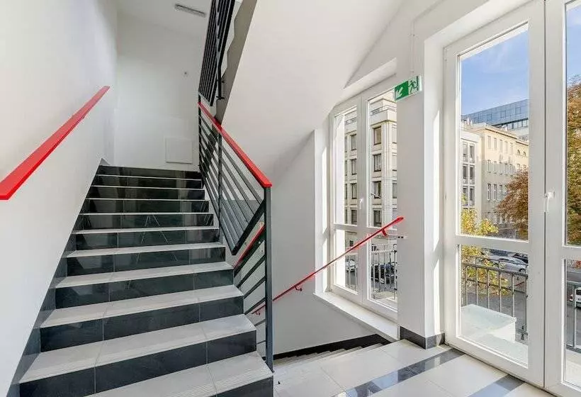 Kapsuła Hostel Warszawa