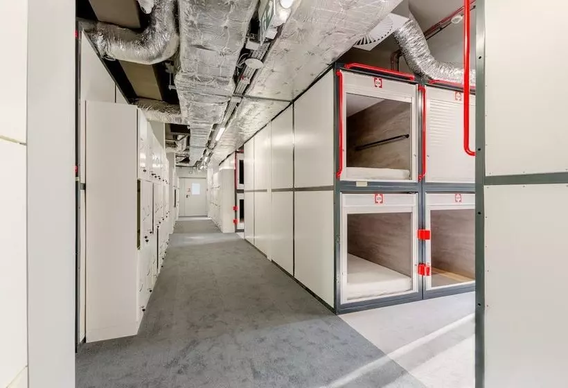 Kapsuła Hostel Warszawa