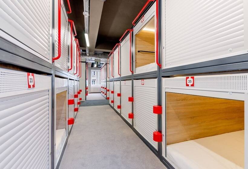 Kapsuła Hostel Warszawa