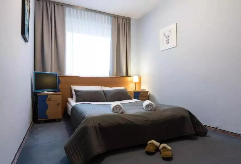 Majatalo Liberta Inn Pokoje Gościnne