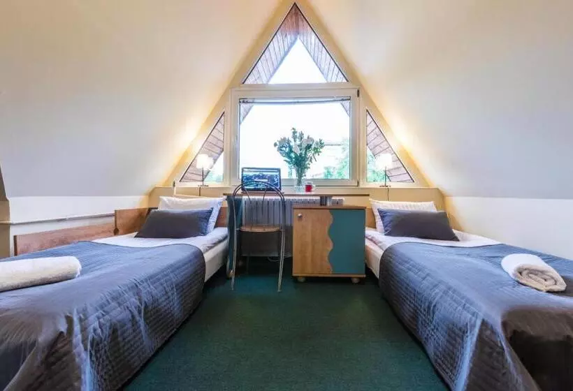 Majatalo Liberta Inn Pokoje Gościnne