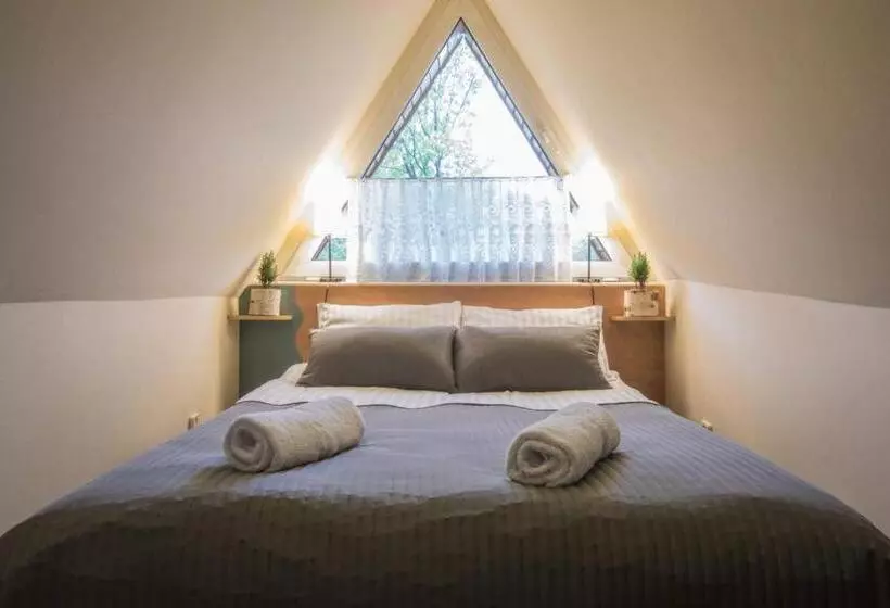 Majatalo Liberta Inn Pokoje Gościnne