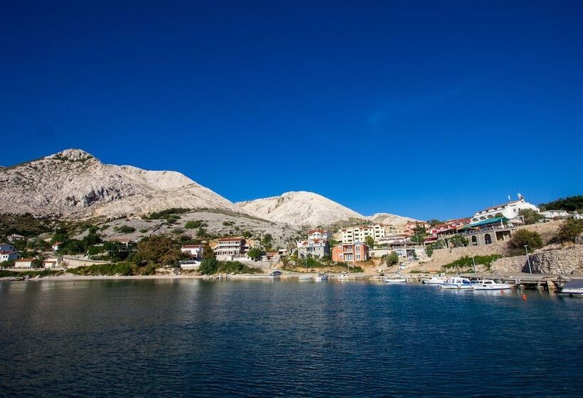 پانسیون Rooms Nadia