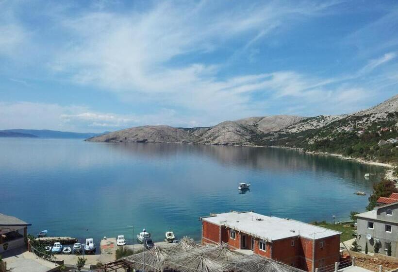 پانسیون Rooms Nadia