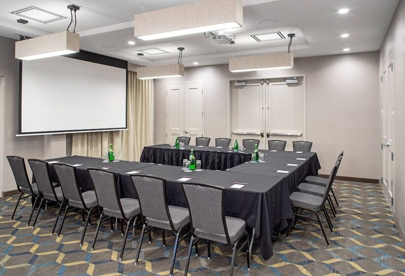 Residence Inn By Marriott Toronto Mississauga West