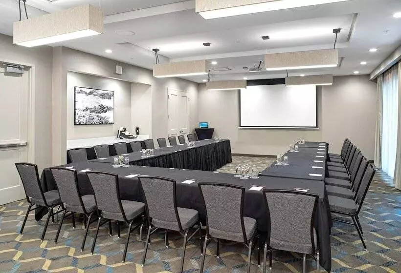 Residence Inn By Marriott Toronto Mississauga West