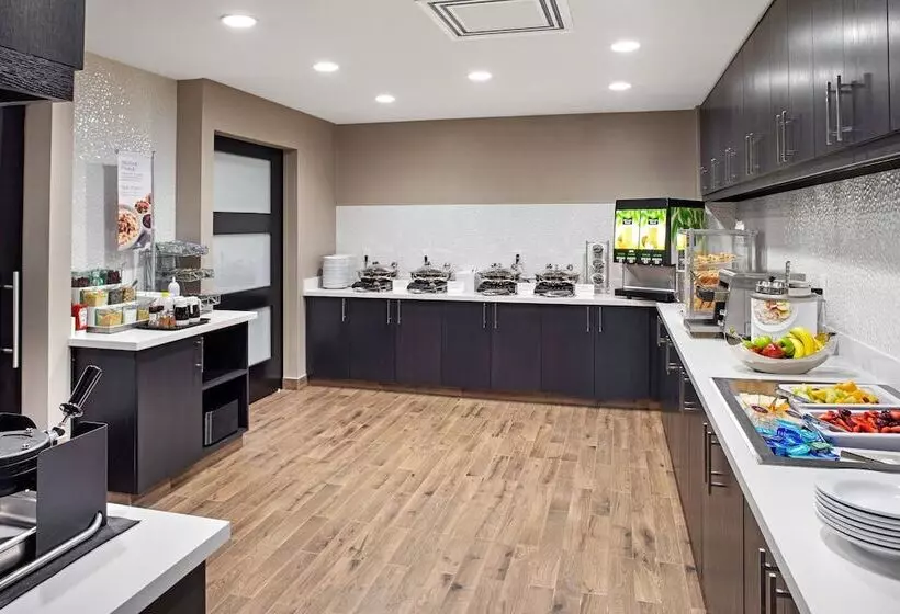 Residence Inn By Marriott Toronto Mississauga West