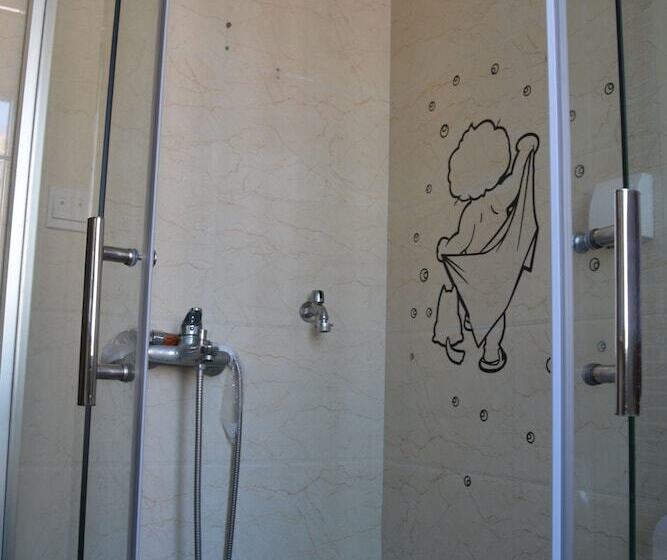 Shanghai Xiangzuo Xiangyou Youth Hostel