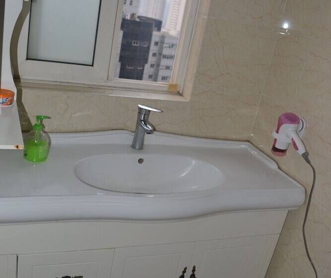 Shanghai Xiangzuo Xiangyou Youth Hostel