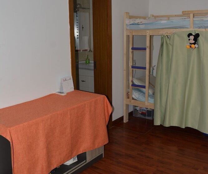 Shanghai Xiangzuo Xiangyou Youth Hostel
