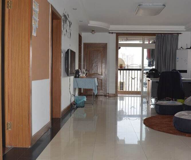 Shanghai Xiangzuo Xiangyou Youth Hostel