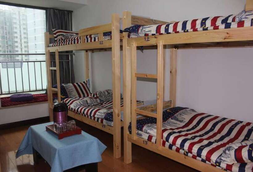 Shanghai Xiangzuo Xiangyou Youth Hostel