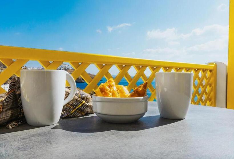 Aelia Apartments & Suites