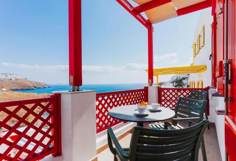 Aelia Apartments & Suites