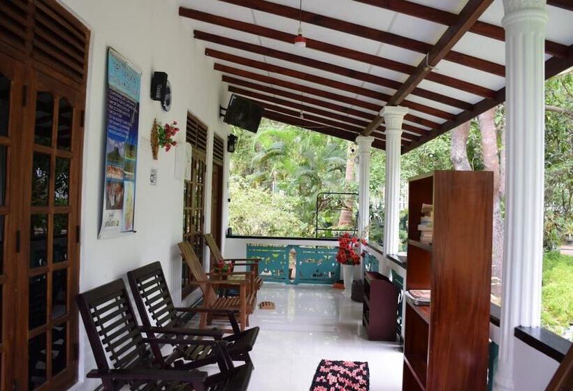 住宿加早餐  Kalana Homestay