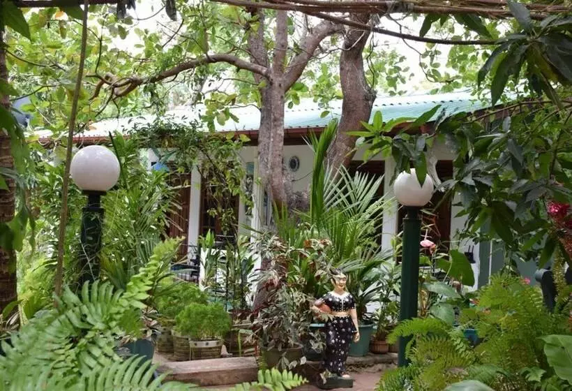 ベッドアンドブレックファースト Kalana Homestay