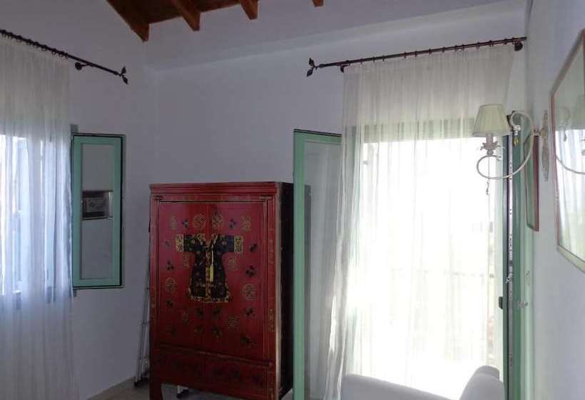 Danezis Sea Stars Villas New Port