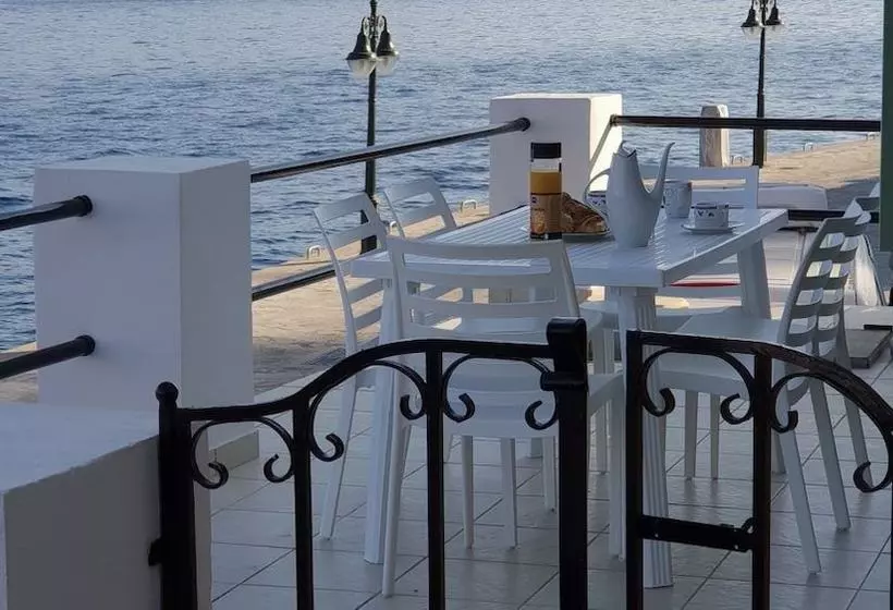 Danezis Sea Stars Villas New Port