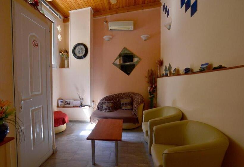 Electra Hotel Piraeus