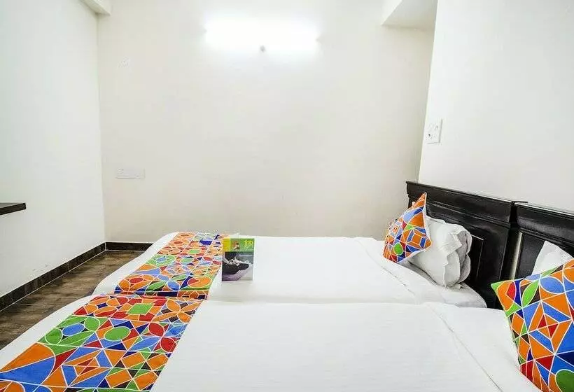 هتل Fabescape Himadri Inn