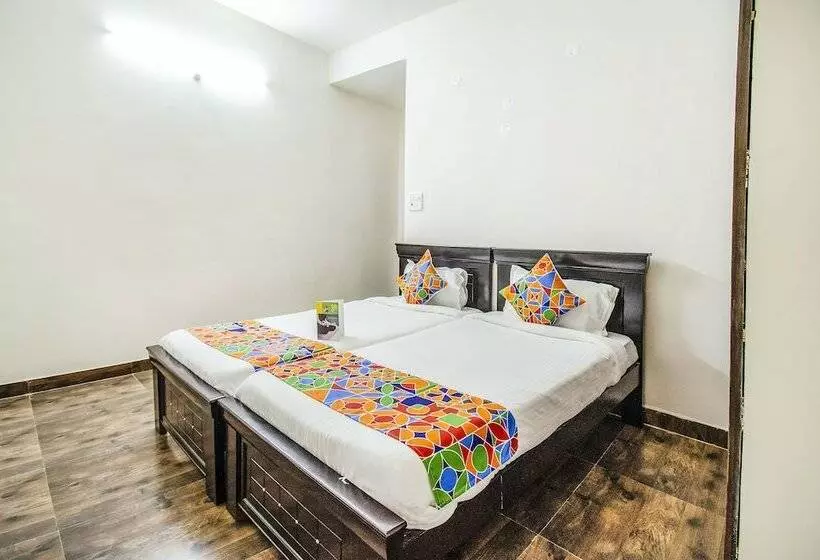 هتل Fabescape Himadri Inn