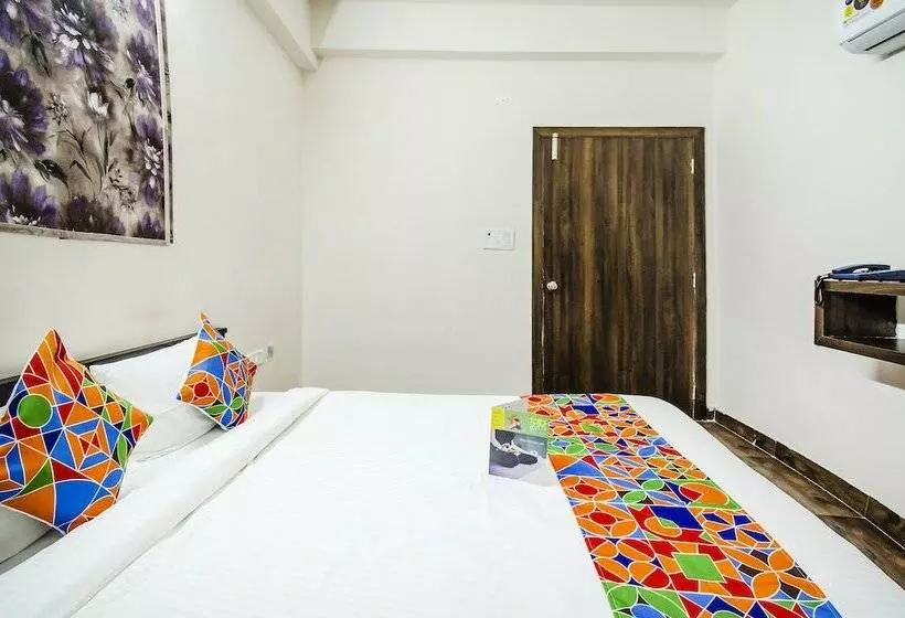 هتل Fabescape Himadri Inn