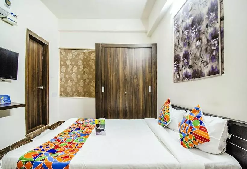 هتل Fabescape Himadri Inn