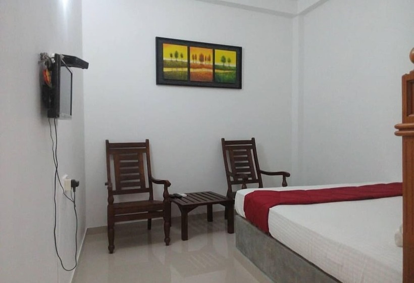 ペンション Paragon