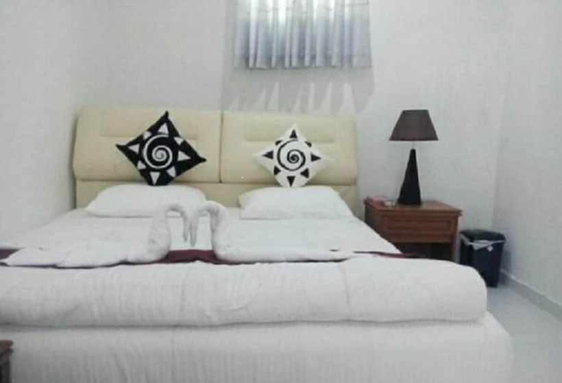 ペンション Paragon