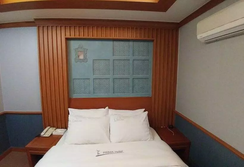 Prima Motel