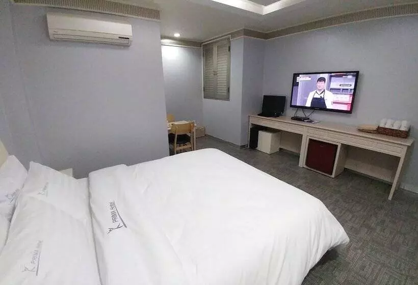Prima Motel