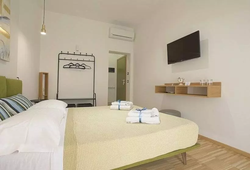 تختخواب و صبحانه Casa Tita