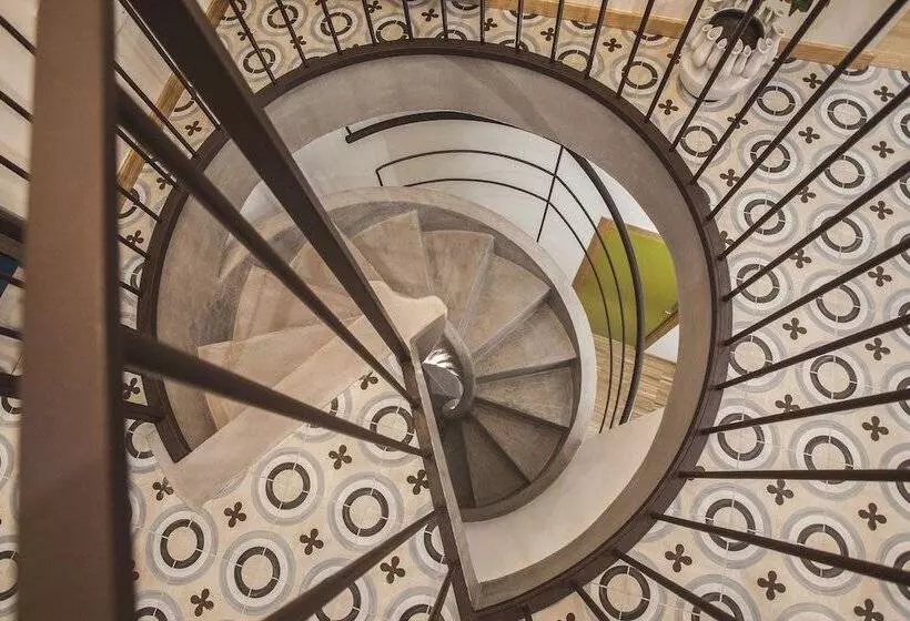 تختخواب و صبحانه Casa Tita