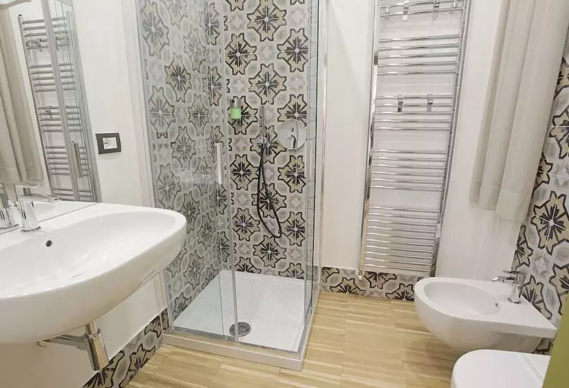 تختخواب و صبحانه Casa Tita