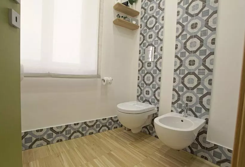 تختخواب و صبحانه Casa Tita