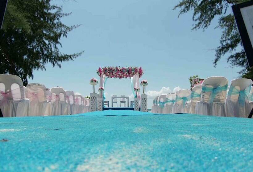 Bed and Breakfast Madu Tiga Beach & Resort