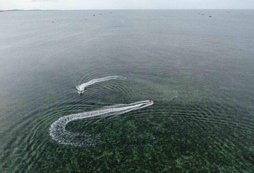 Bed and Breakfast Madu Tiga Beach & Resort