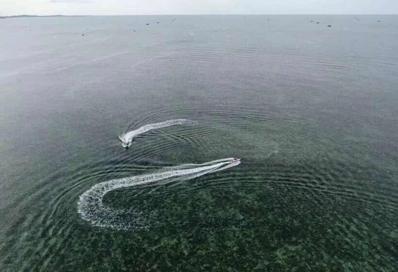 Aamiaismajoitus (B&B) Madu Tiga Beach & Resort