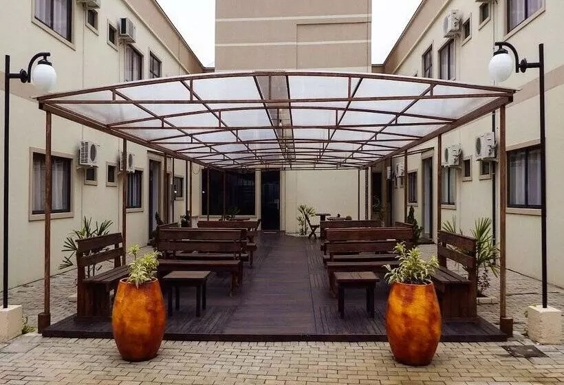 ホテル Coral Palace