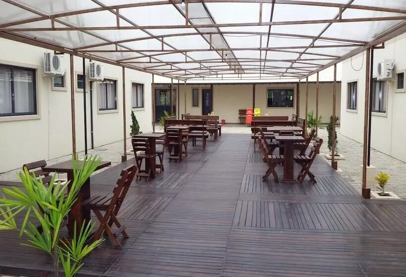 ホテル Coral Palace