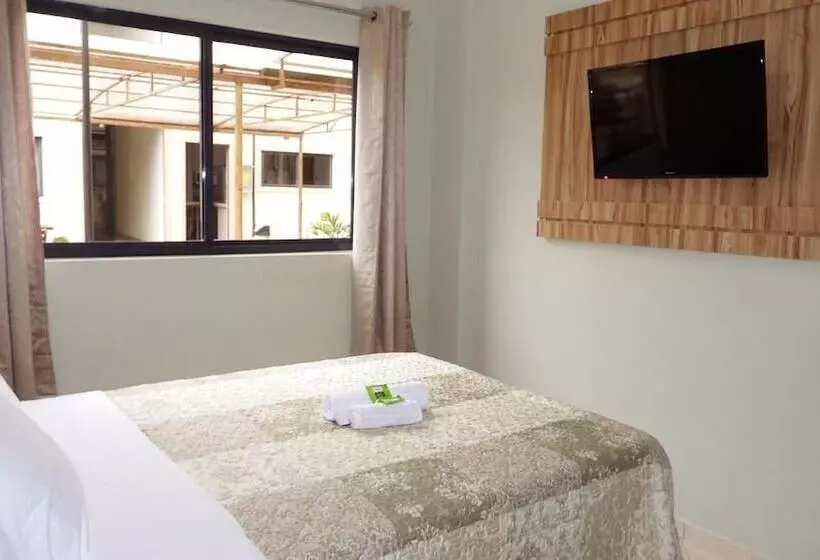 ホテル Coral Palace