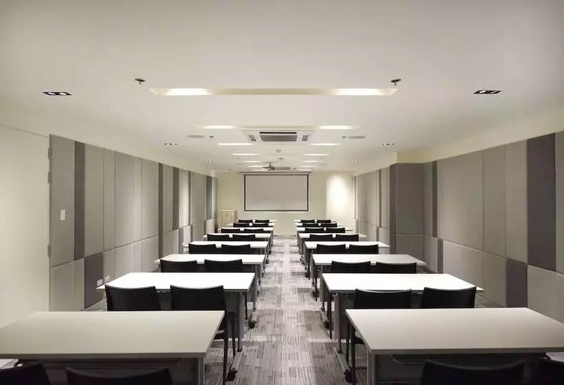 Hop Inn Hotel Tomas Morato Quezon City