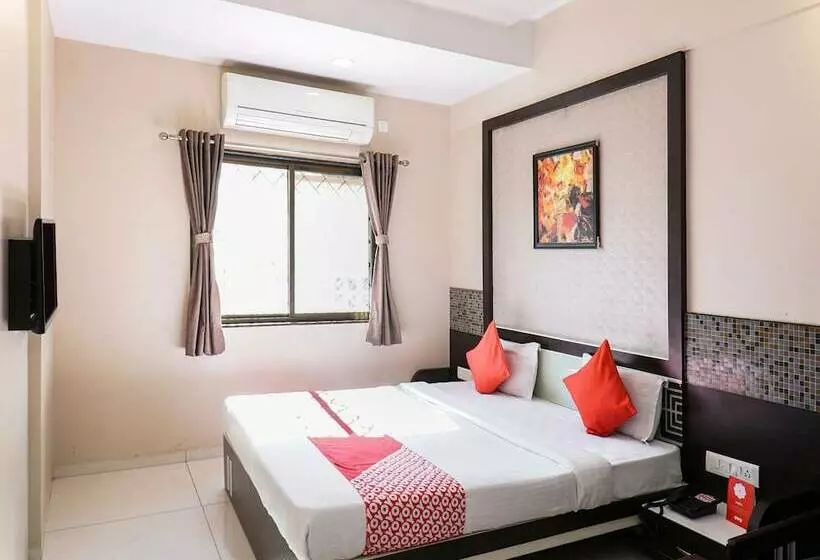 ホテル Oberoi By Oyo Rooms
