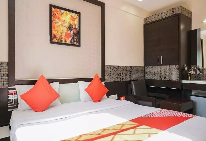 ホテル Oberoi By Oyo Rooms